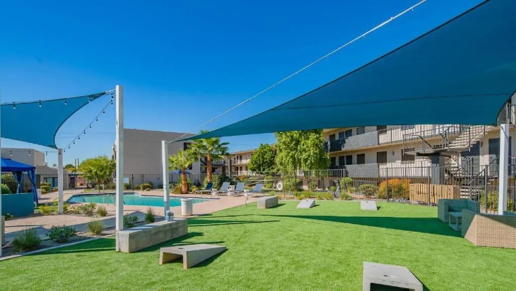 Gorgeous Cozysuites Camelback W Pool Parking 06 Феникс Апартаменты